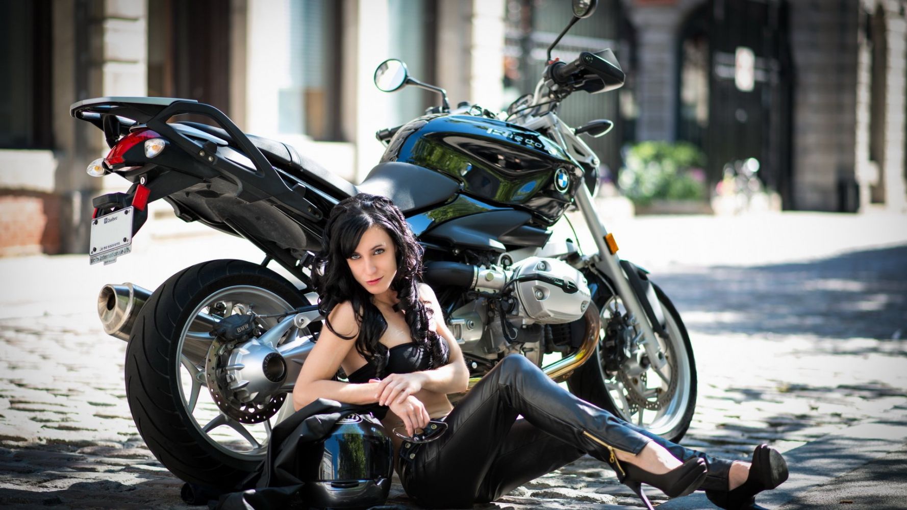 European women on bikes in Kum