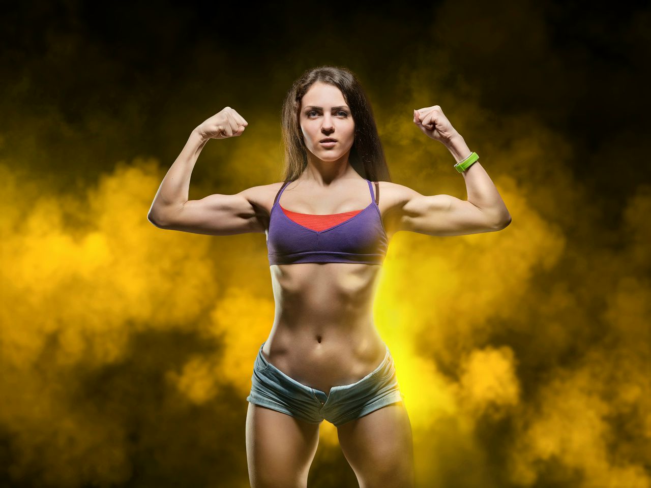 Athletic girls in Kum